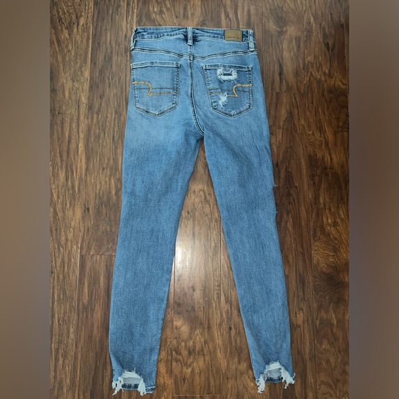 AE Women’s 360 Next Level Stretch Super Hi-Rise Distressed Jegging - Blue - 6 - Picture 3 of 7